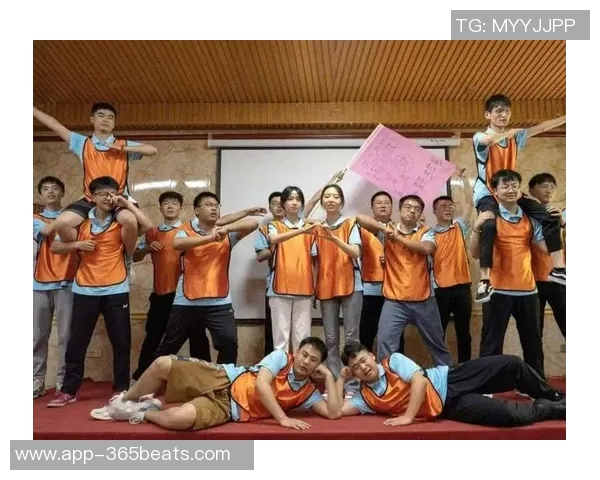 杨瀚森赛季初展现出色表现生活中也逐渐融入团队氛围