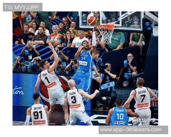 米德尔顿重返赛场半场表现抢眼贡献10分并助攻字母哥制造犯规 米德尔顿重返赛场半场表现抢眼贡献10分并助攻字母哥制造犯规