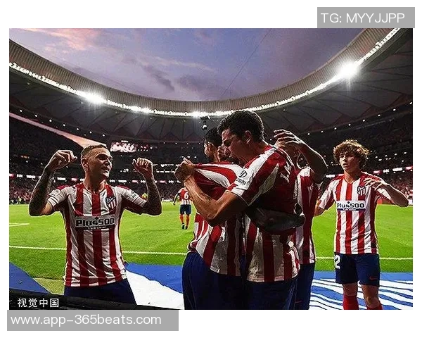 马竞一线队球员亲临体育城工地近距离了解建设进展情况 马竞一线队球员亲临体育城工地近距离了解建设进展情况